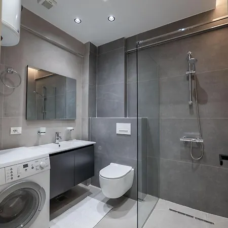 Apartment Meri's 1 *