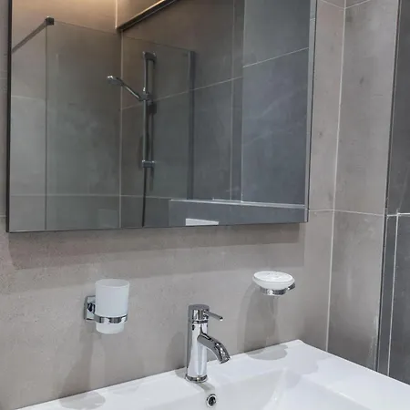 Meri's 1 Apartamento Sarandë